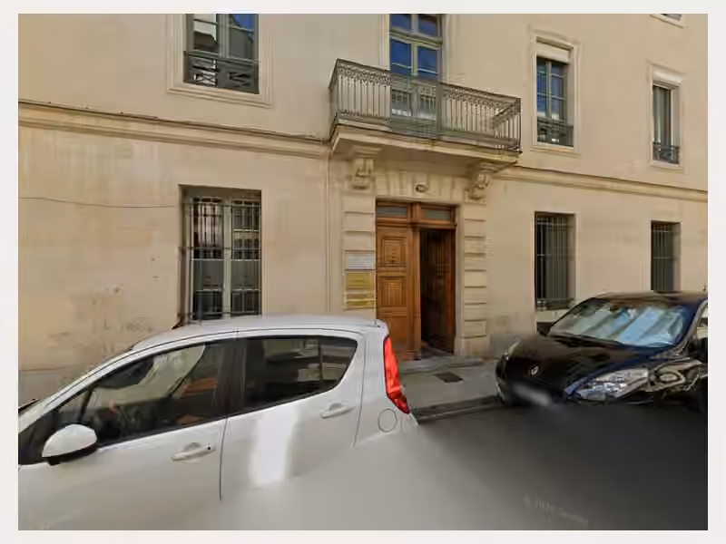 Dentistes: Dr Gilbert BENARROCH, Dr Charles BENARROCH, Dr Caroline BLANC, Dr Ilona BOUNIOL