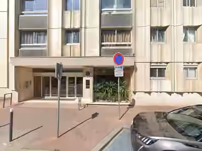 Docteur Cyrille Guedj Belhassen - Dentiste La Défense