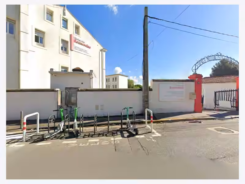 Dentiste à Marseille 8 - RDV en ligne