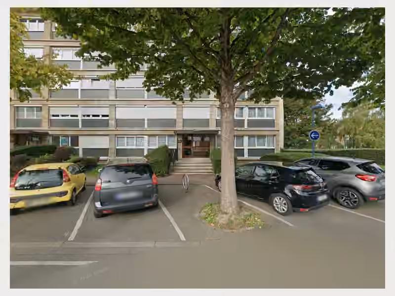Docteur LEVRAT Antoine, Chirurgien dentiste