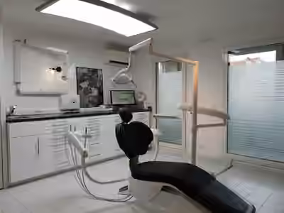 Dr Gauthier ANDREANI, Chirurgien-Dentiste
