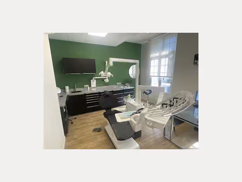 Dr Benjamin Ledeux (Dentiste Antibes)