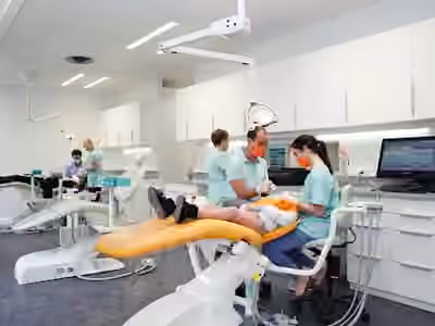 Dr Majbruch et Dr Benarouch - Orthodontie Orléans