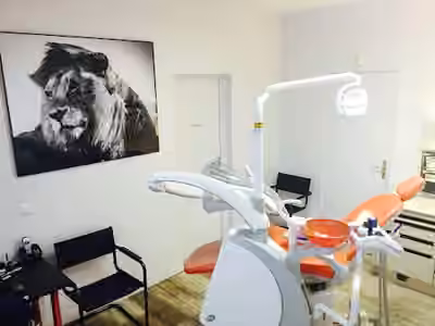 Dr Antoine Mida - Dentiste Conventionné à Versailles (78000)